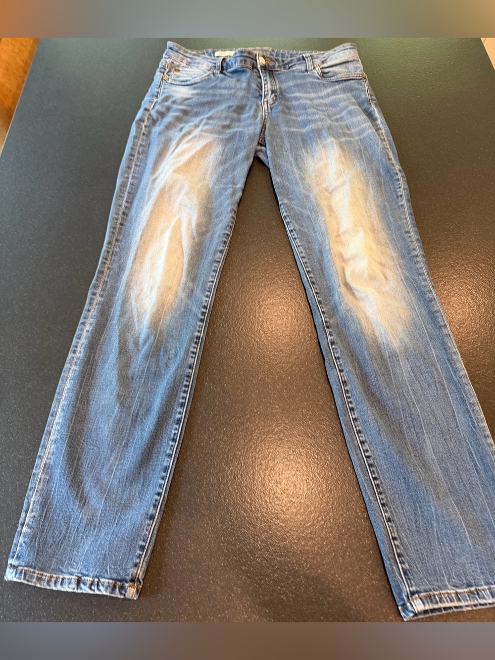 KUT from the Kloth Catherine Boyfriend Jeans Size 8 Medium Wash Straight Leg - Picture 3 of 12